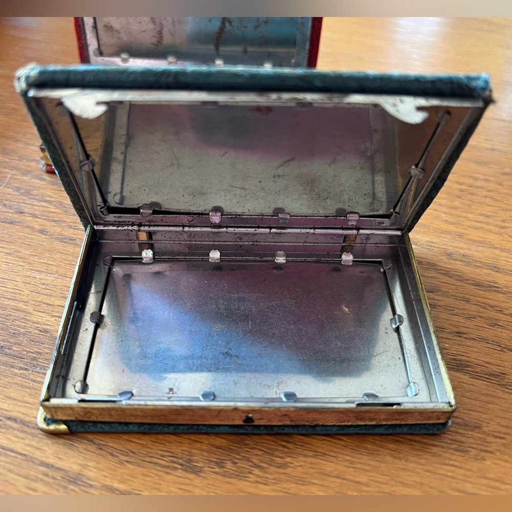 Set of 2 Vintage “Sun Life” Coin Banks - Picture 7 of 7